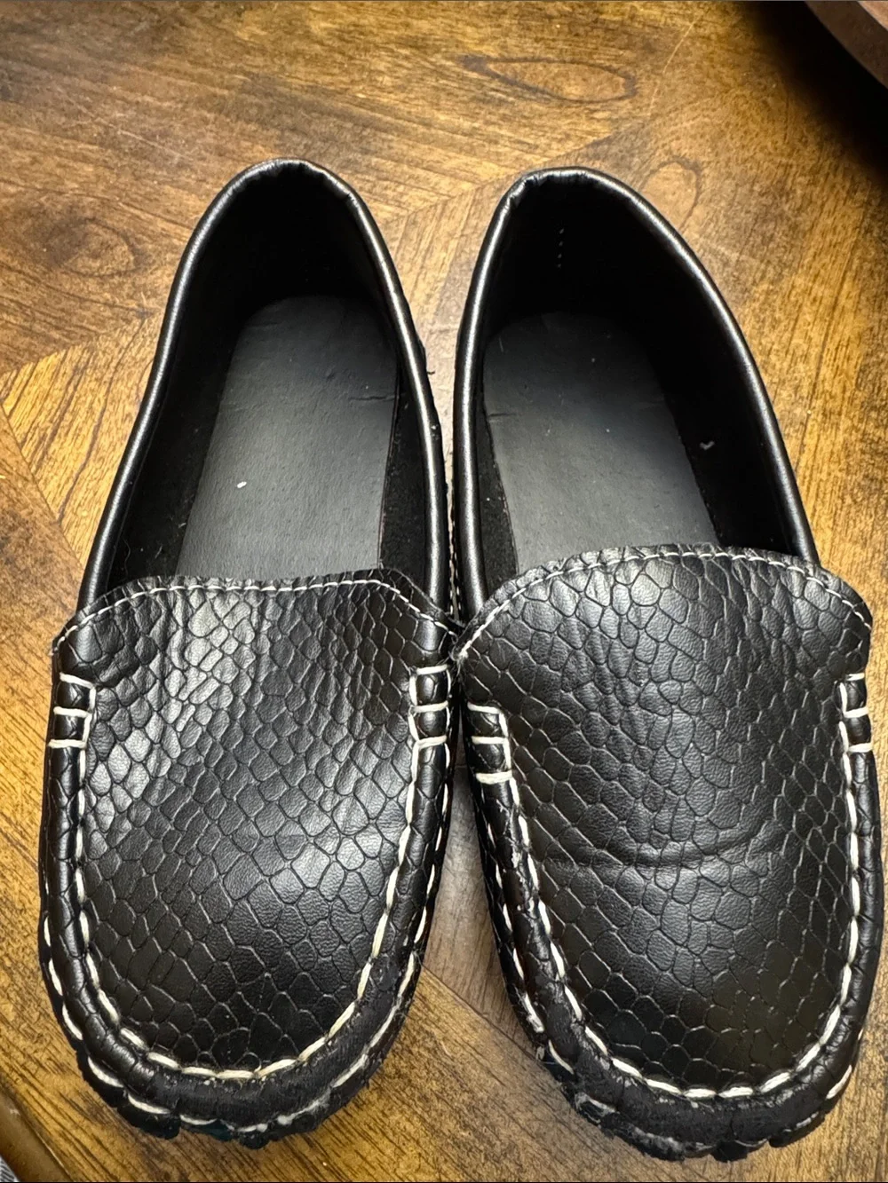 Men's Black Textured Leather Slip-On Loafers